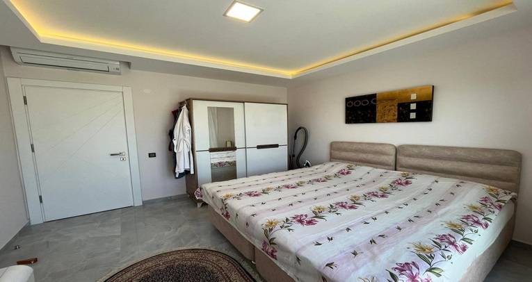 Luxury 3+1 and studio apartment in Oba